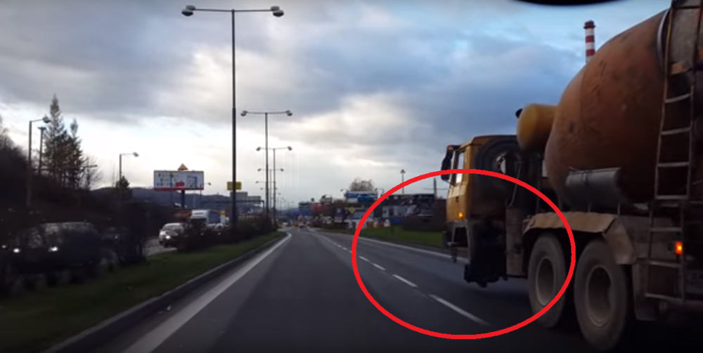 Domiešavač predviedol jazdu bez kolesa!