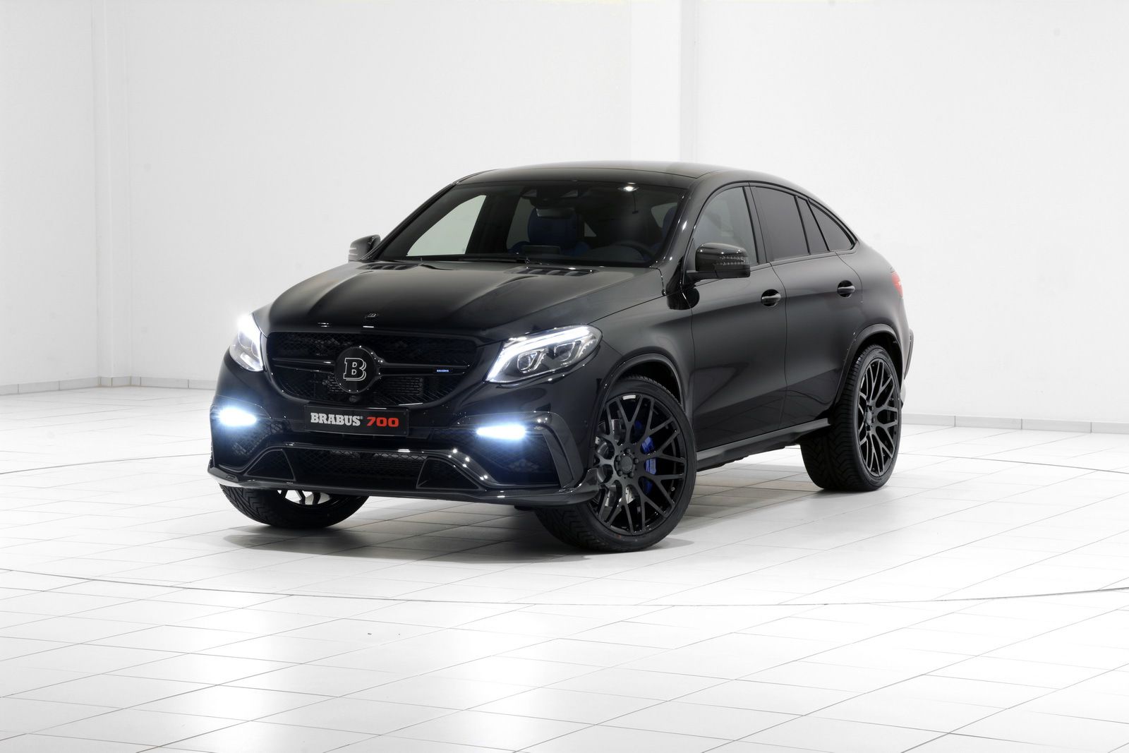 Úprava nového crossoveru Mercedes Gle coupé od Brabusu