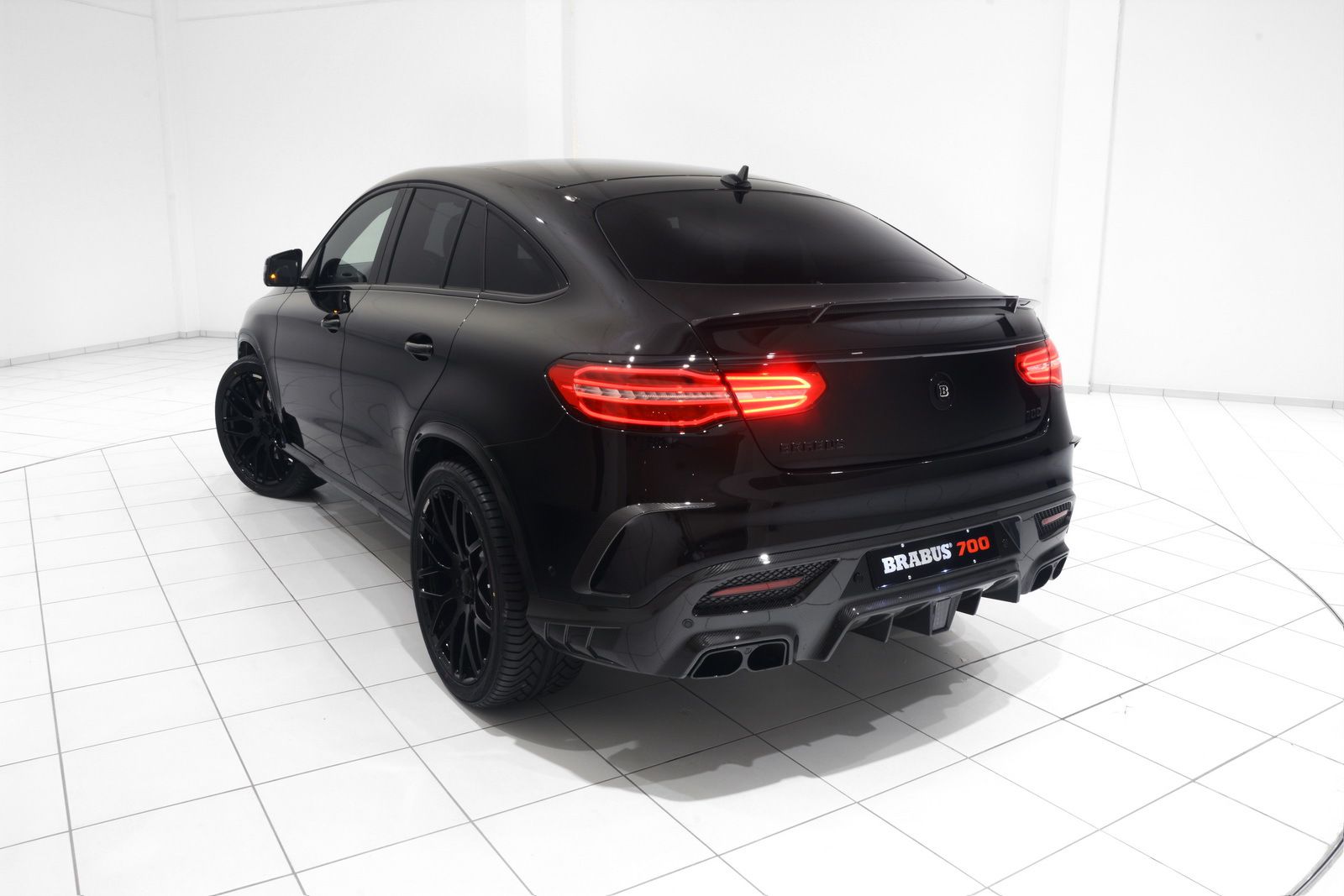 Úprava nového crossoveru Mercedes Gle coupé od Brabusu