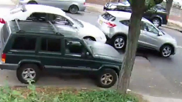 VIDEO: ďalšia finta zlodejov, ako rýchlo ukradnúť auto!