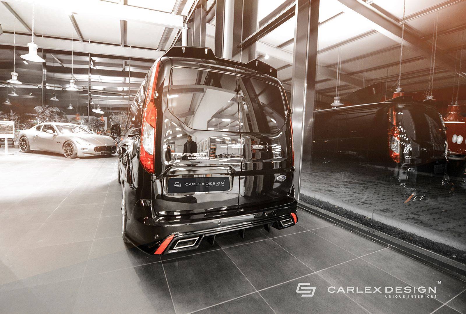 Tuningový Ford Transit Connect od spoločnosti Carlex Design