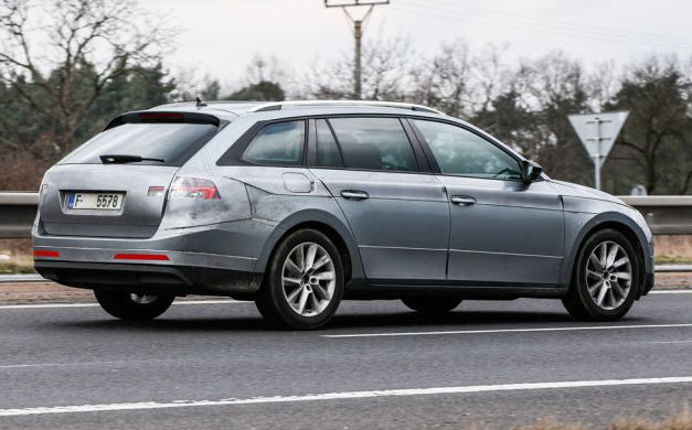 Škoda Superb Combi