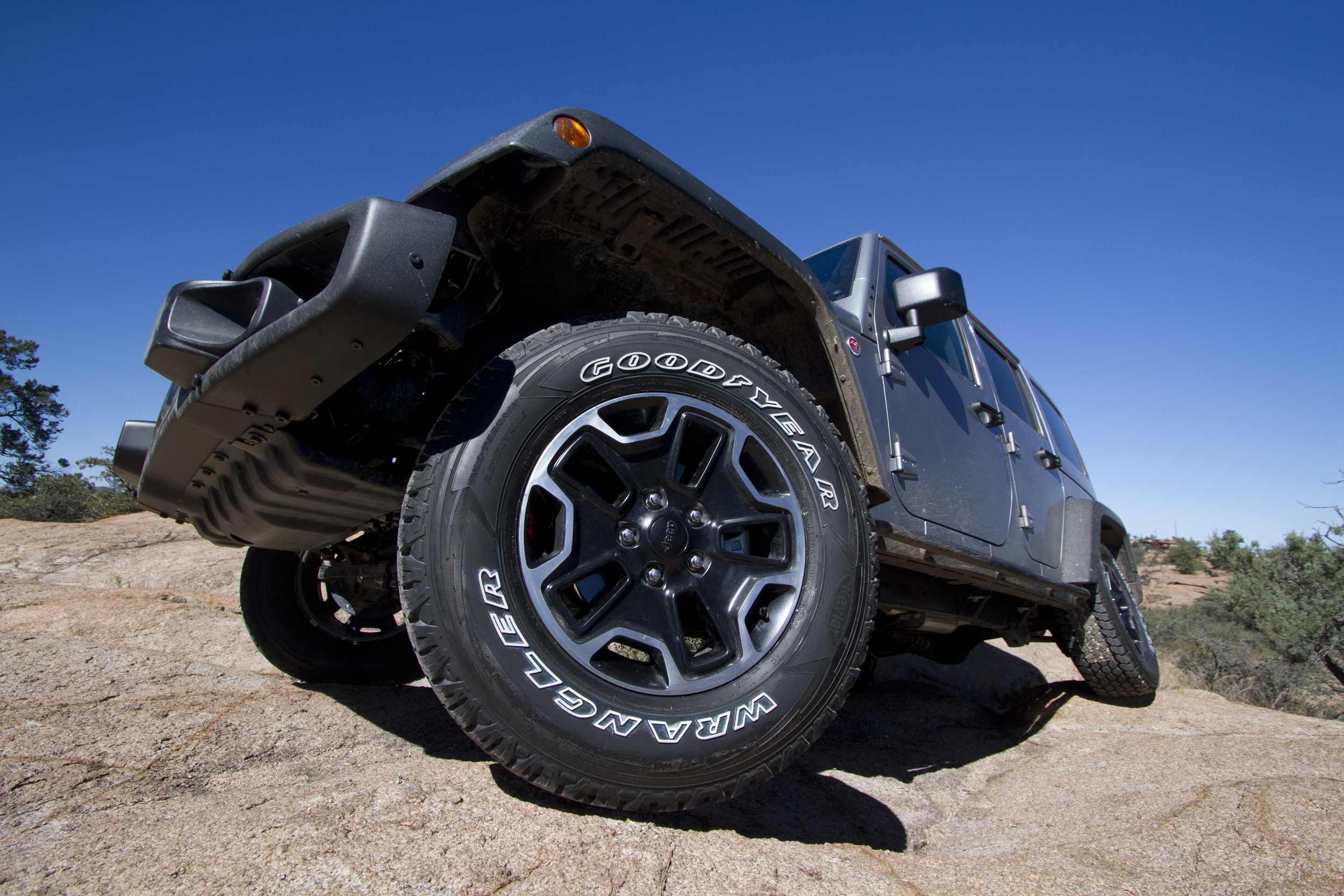 Víťazom testu sa stali pneumatiky Goodyear Wrangler All-Terrain Adventure 265/65 R17