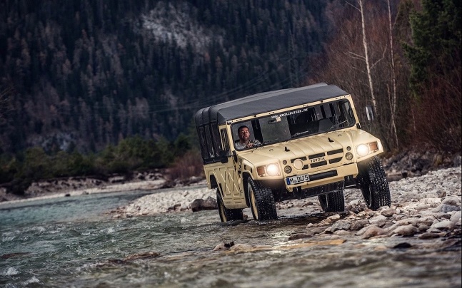 Toyota Mega Cruiser 4x4