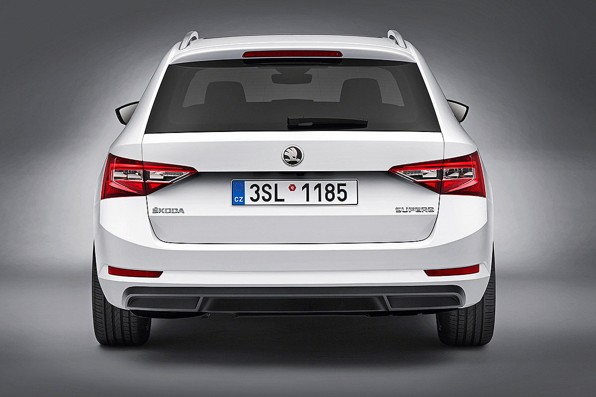 Nová Škoda Superb Combi