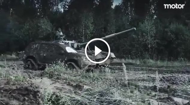Dacia vs. tank T80!