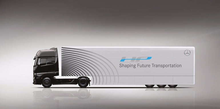 Mercedes-Benz Actros Highway Pilot