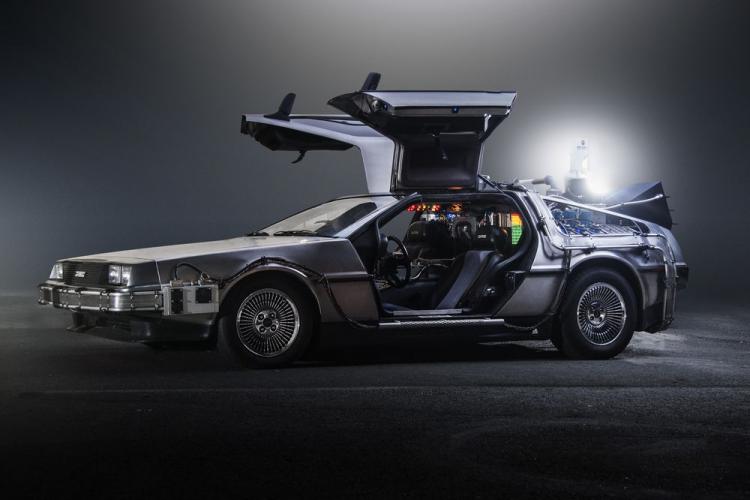 Automobil DeLorean