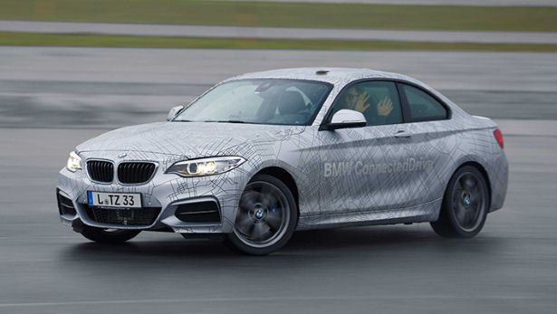 Video: Samodriftujúce BMW!