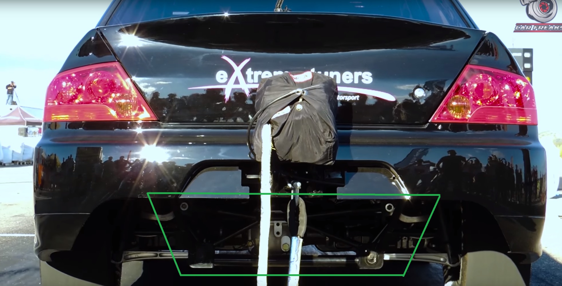 Mitsubishi Lancer Evo trhá betón aj svetové rekordy!