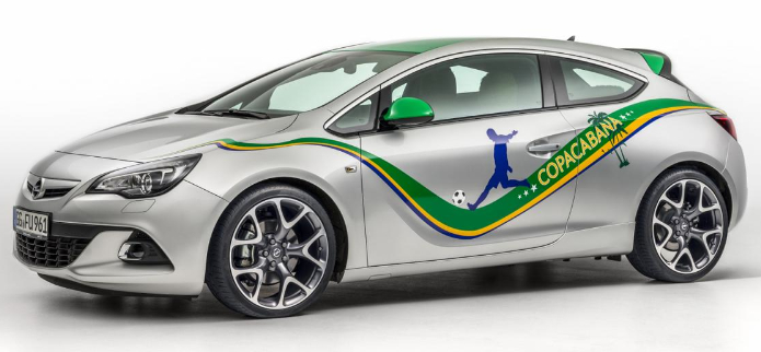 Novinka: Opel Astra Copacabana ako splnenie futbalového sna