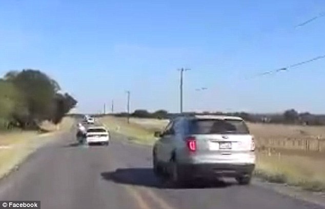 Motocykel vs. automobil