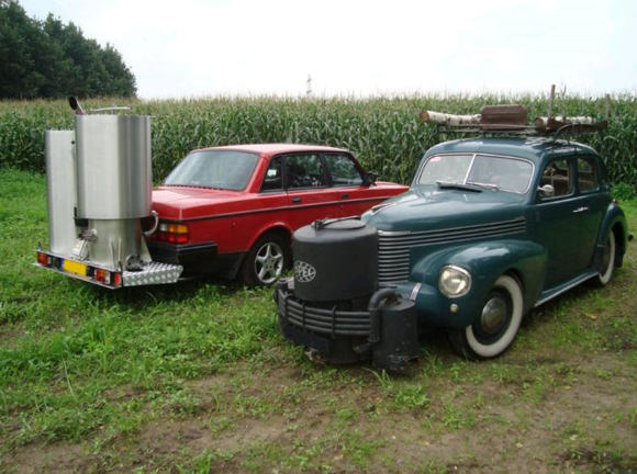 Automobil poháňaný drevom