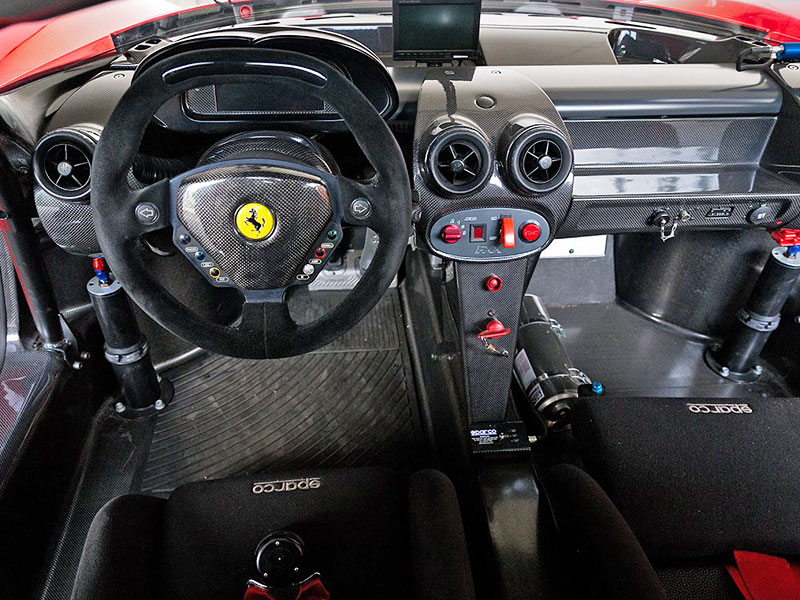 Ferrari FXX s podpisom Schumachera je na predaj!