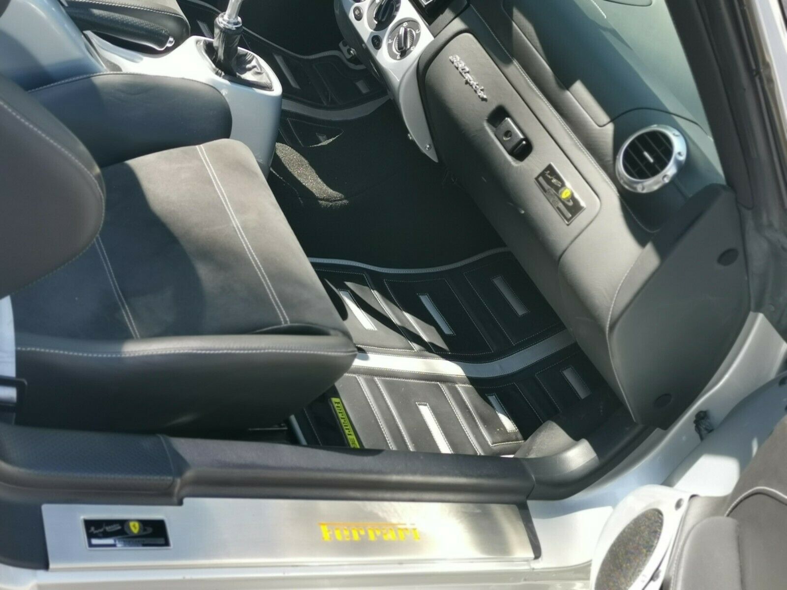 Replika Ferrari 360 Spider na predaj za polovicu ceny originálu!