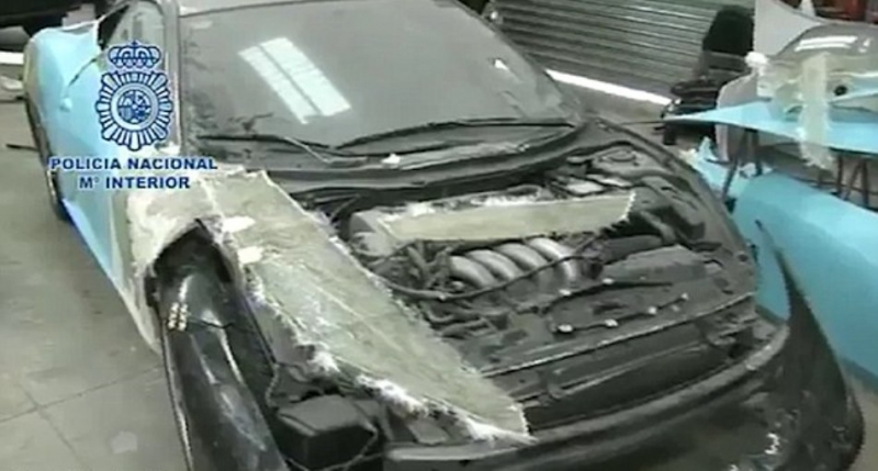 Továreň na falošné Ferrari odhalila španielska polícia