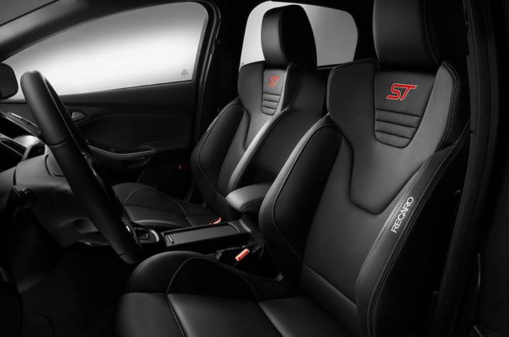 Ford Focus ST: Dynamický predskokan očakávanej rady RS, dostupný aj v naftovej verzii!