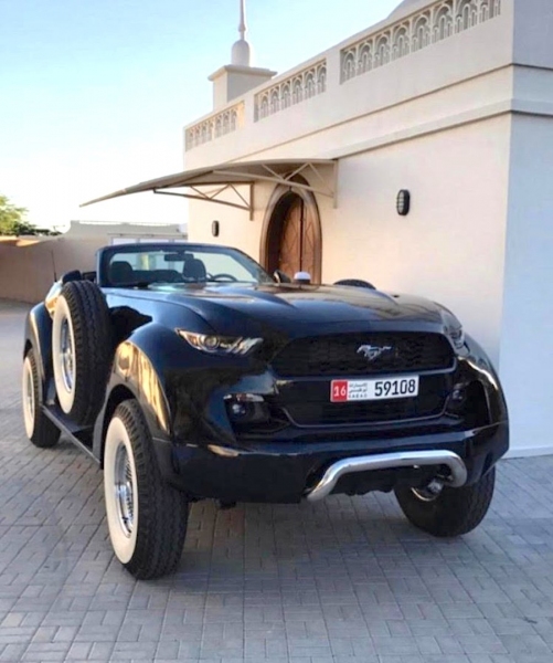 Takto prerobený Mustang si ešte nevidel! Je najväčší na svete a má 4x4!