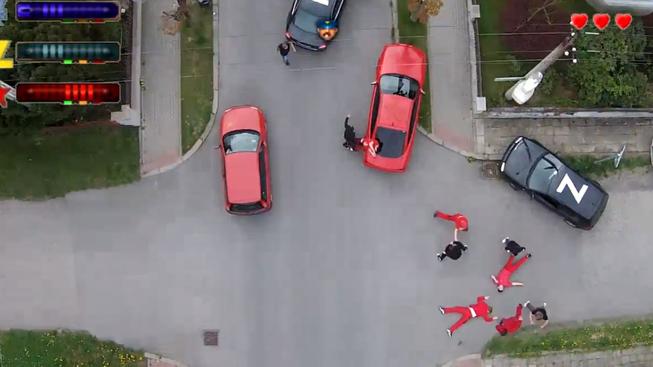 Rovnako ako v GTA nemôže chýbať akcia a poriadna strieľačka!  