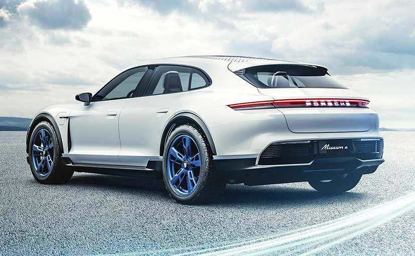 Porsche Mission E Cross Turismo 