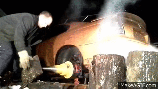 Auto ako štiepačka dreva!
