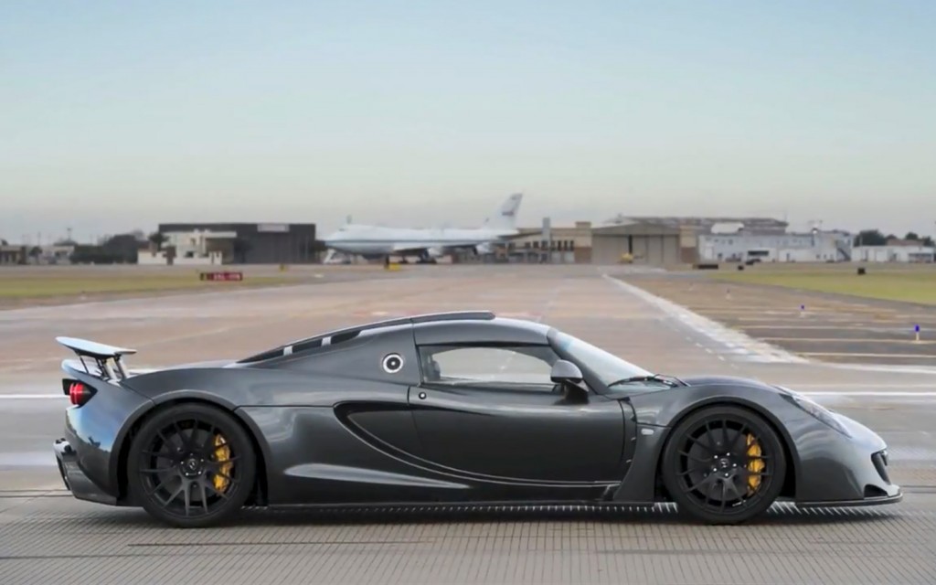 Bugatti Veyron už nie je najrýchlejším autom sveta. Prekonal ho tento zázrak