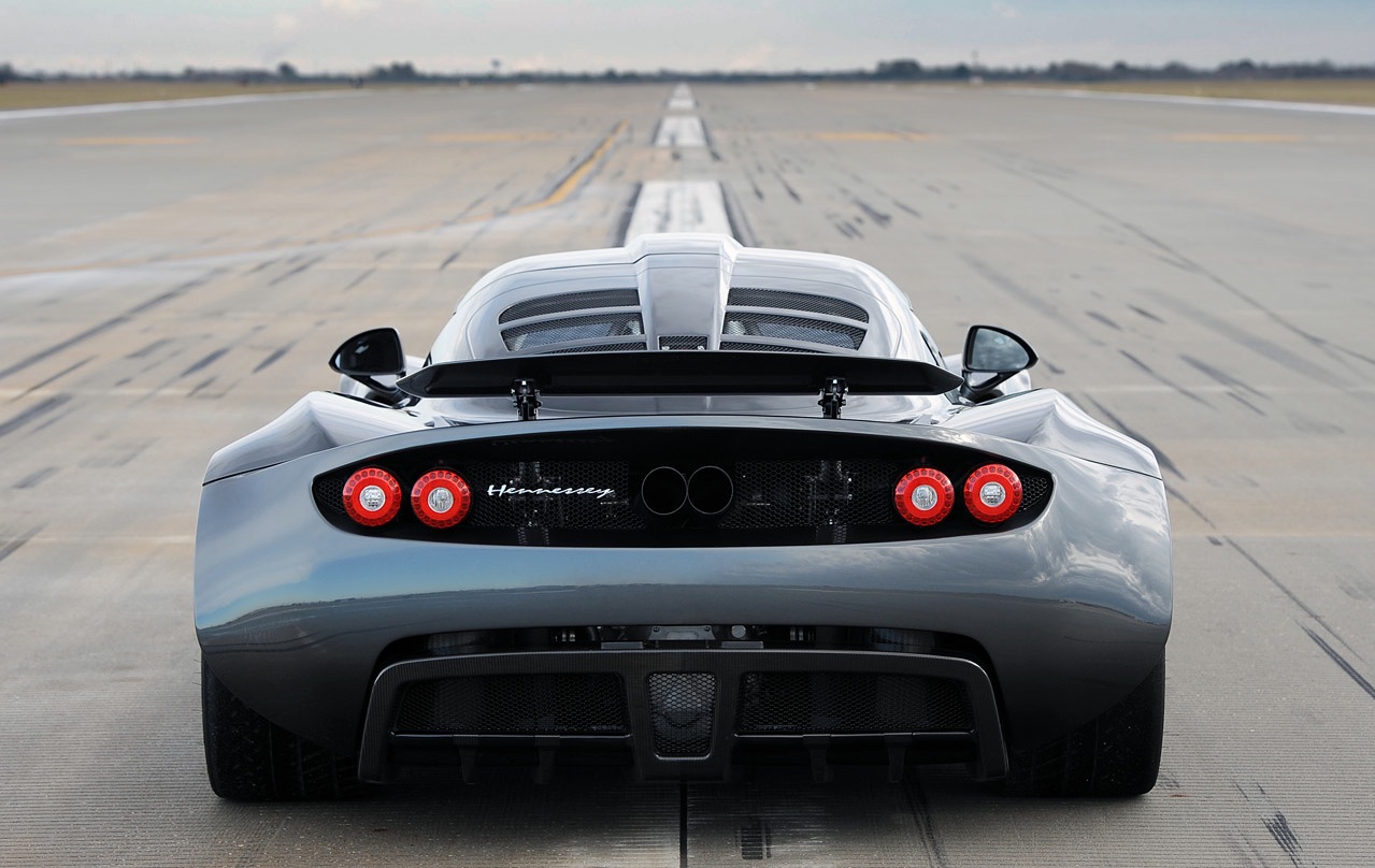 Bugatti Veyron už nie je najrýchlejším autom sveta. Prekonal ho tento zázrak