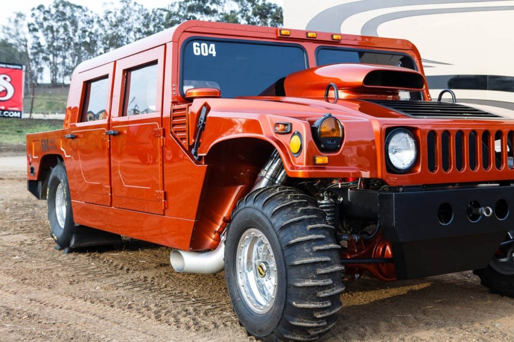 Hummer 3000 koní