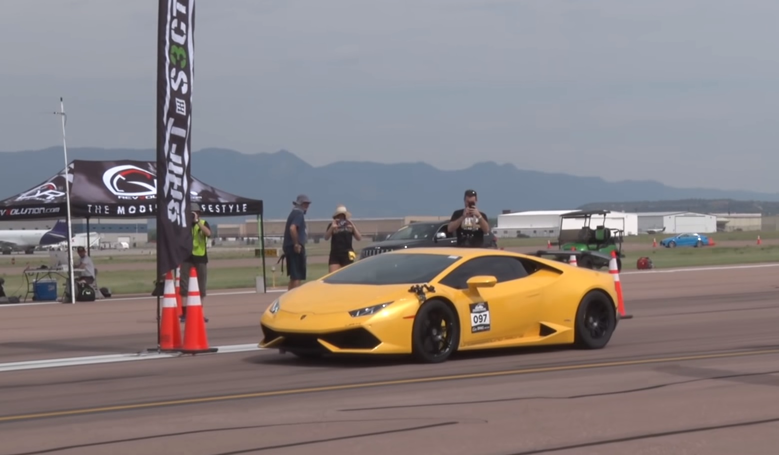 VIDEO: svetový rekord na pol míle. Lambo dalo 418 km/h!