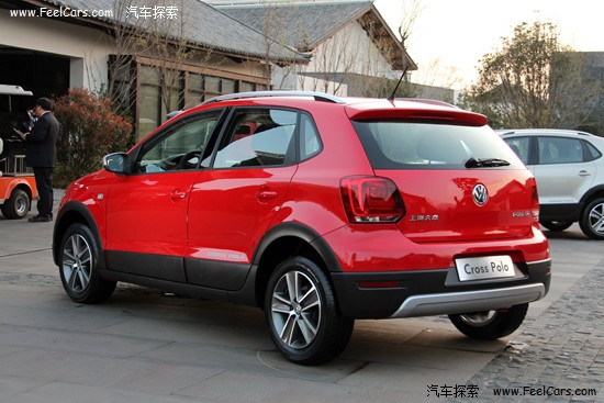 VW Polo SUV