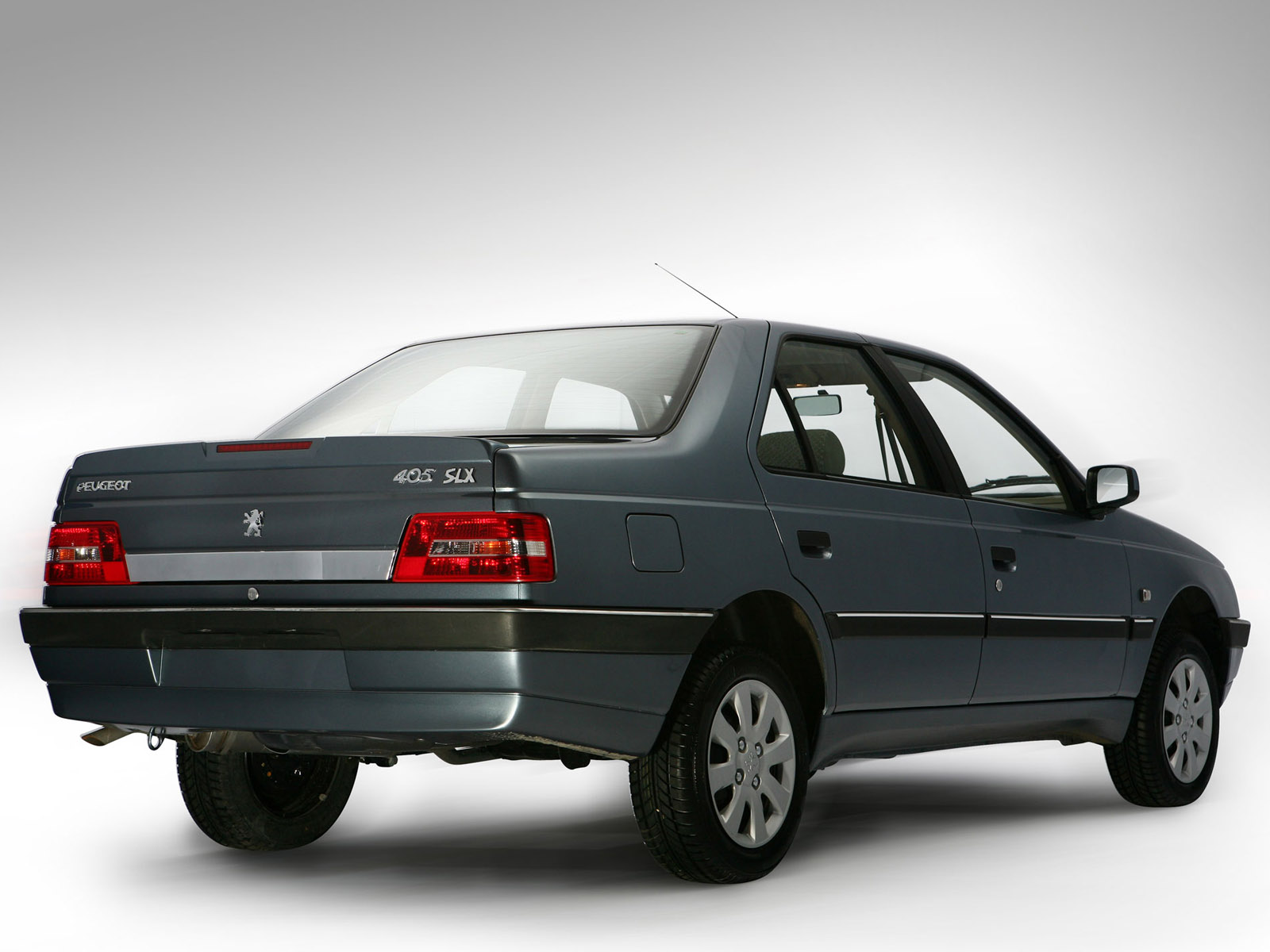 Peugeot 405 má už 30 rokov. V tejto krajine sa vyrába dodnes!