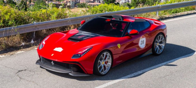 Nový svetový unikát: Ferrari F12 TRS za 3,1 milióna eur! 