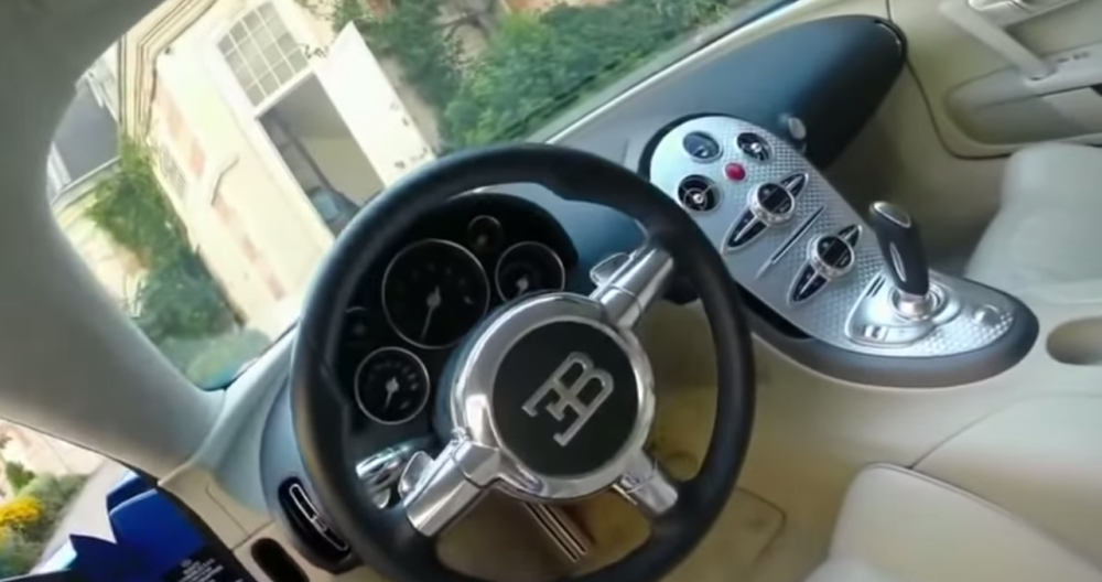 Koľkí z nás snívajú o jazde na Bugatti?