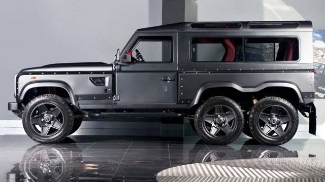 Kahn Design Flying Huntsman 110 WB 6x6