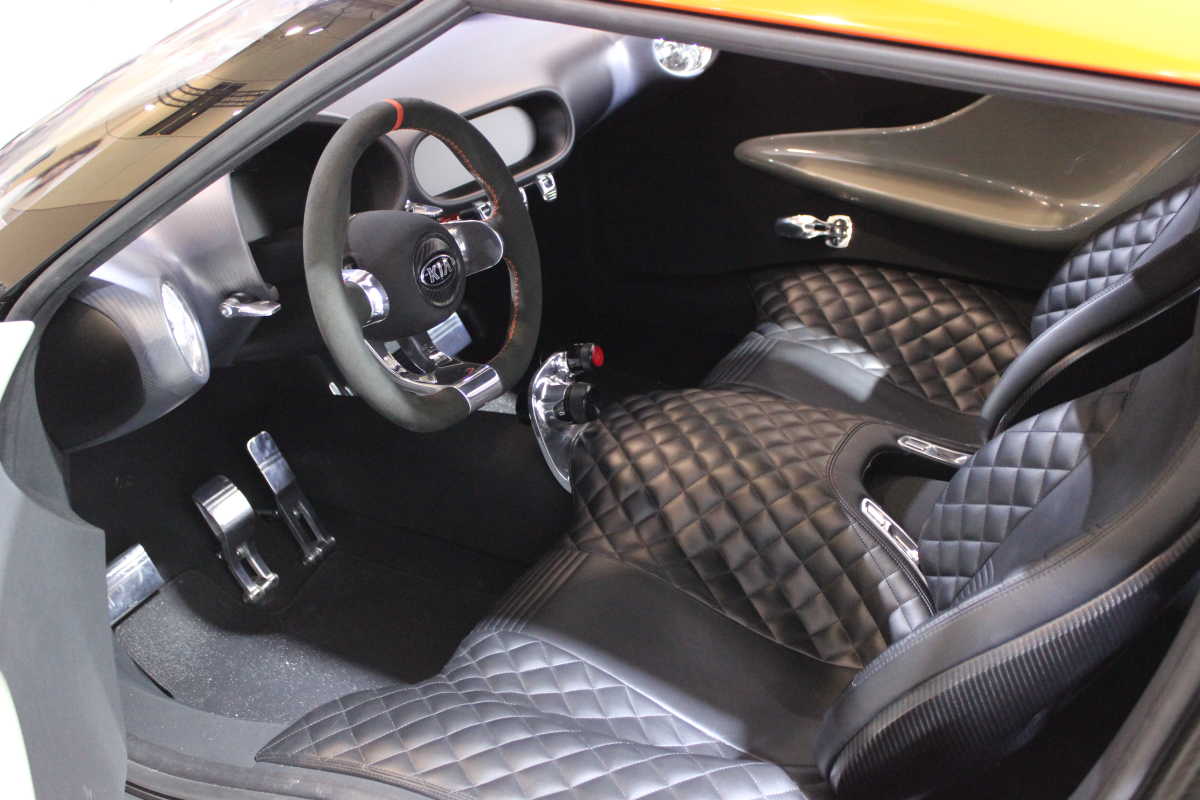Kia Provo: Vrecková raketa
