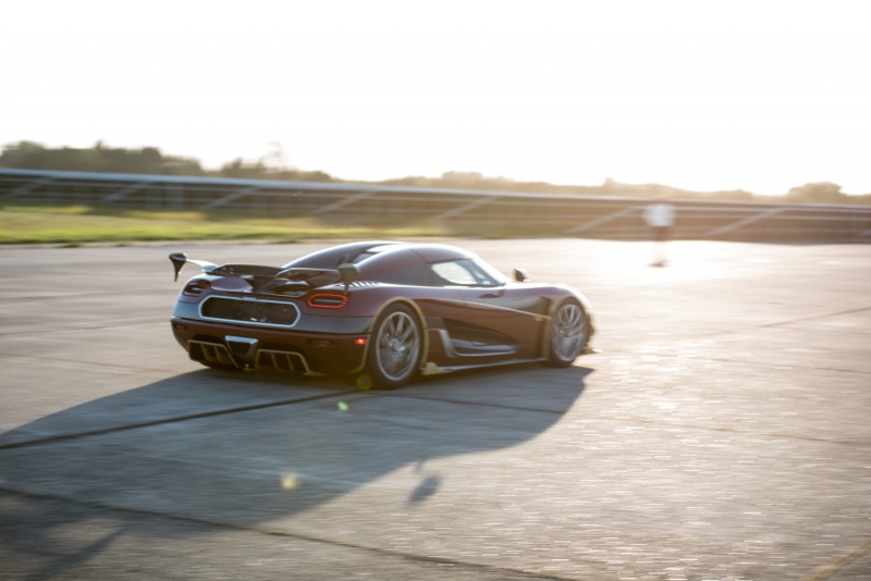 Chiron už nie je rekordérom v zrýchlení 0-100 km/h. Kto ho porazil?