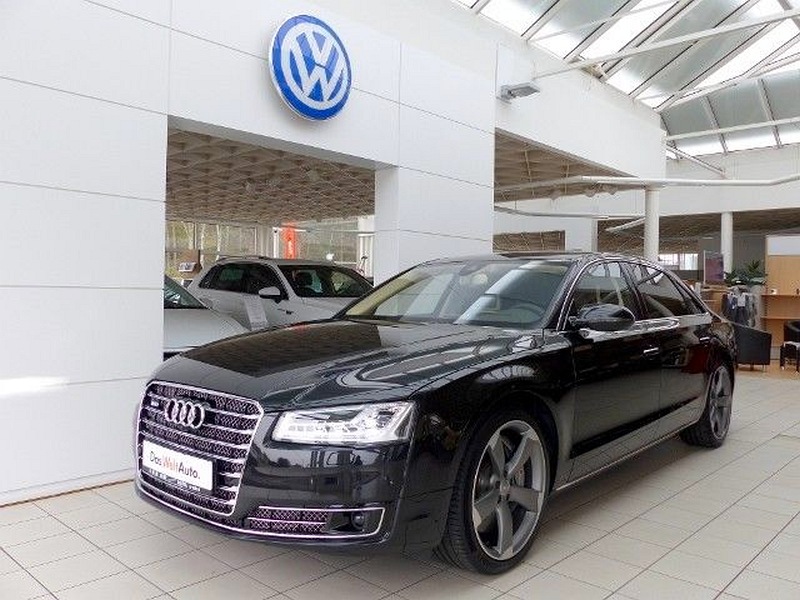 Audi A8 L 6.3 W12 s bohatou výbavou za polovicu ceny! Pozor na stratu hodnoty!