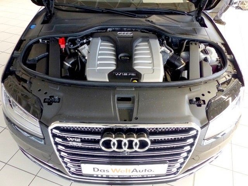 Audi A8 L 6.3 W12 s bohatou výbavou za polovicu ceny! Pozor na stratu hodnoty!