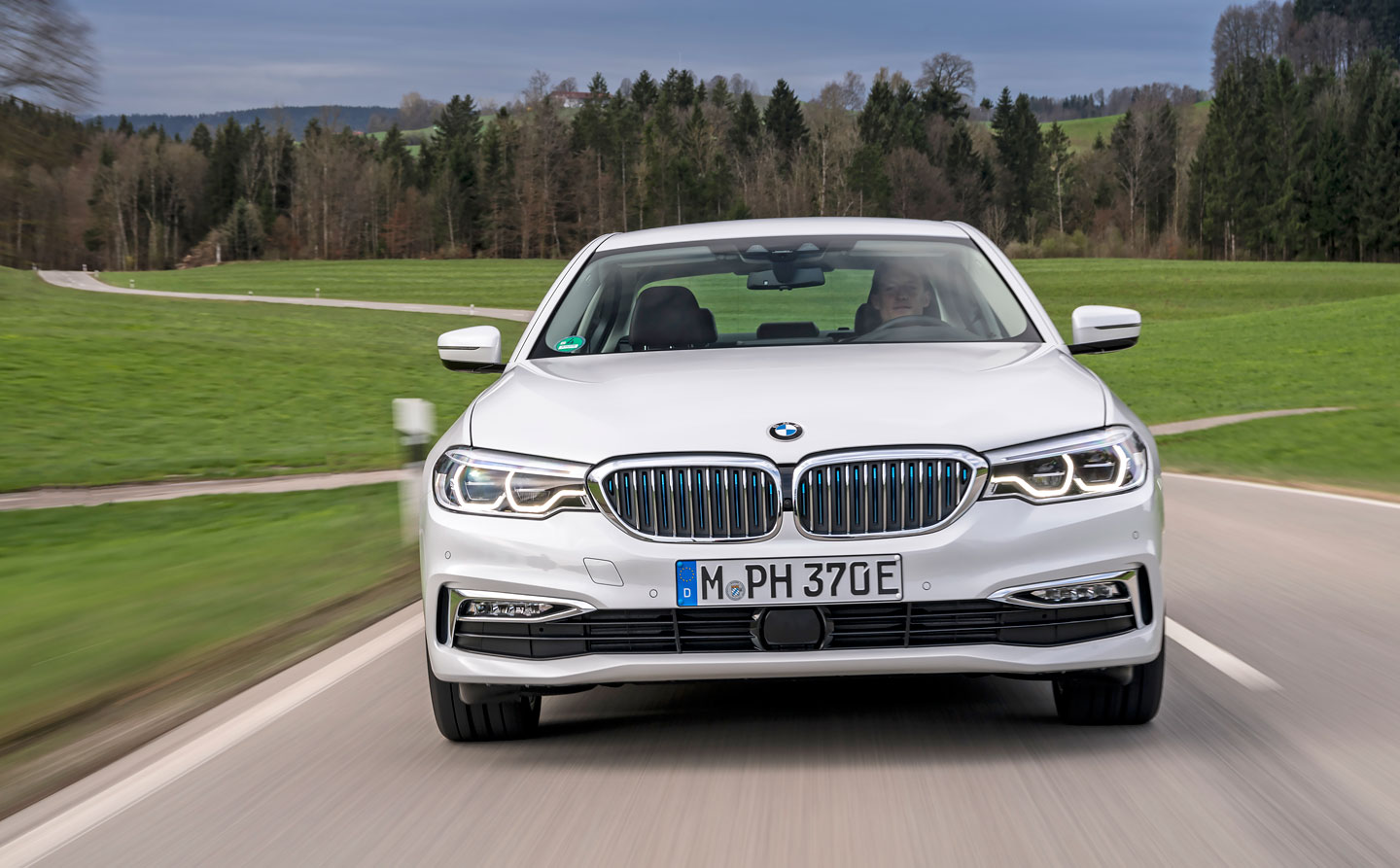 BMW 530e iPerformance 2017 hybrid