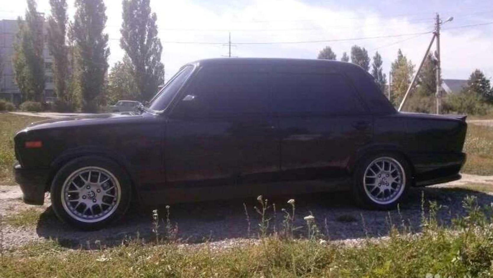 Opäť ruská vynaliezavosť, z Lady si spravil BMW!