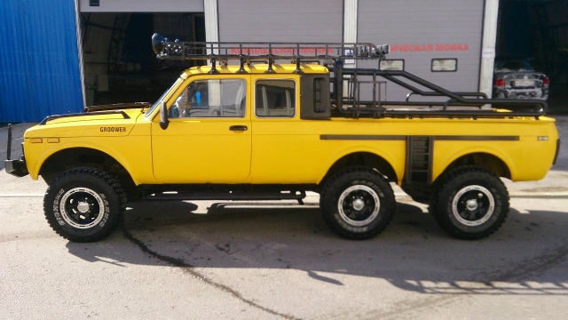 Mercedes G 63 AMG 6x6 lacno? Lada Niva rarita za 6 645 eur!