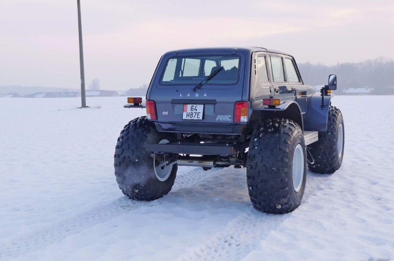 Lada Niva 4x4 Bronto