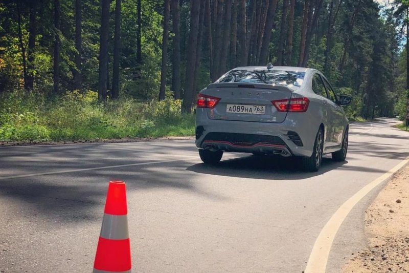 Lada Vesta Sport - zachytená na 1. záberoch v premávke