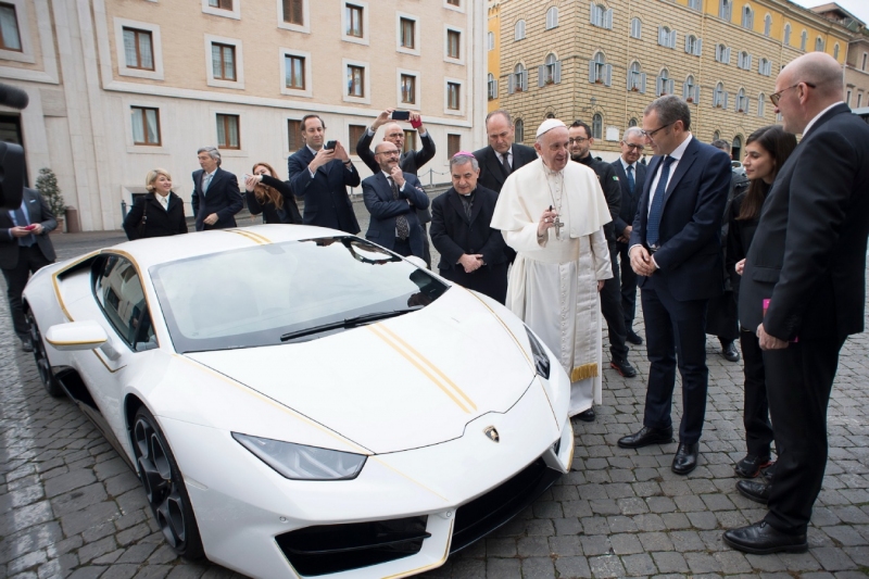 pápež Lamborghini