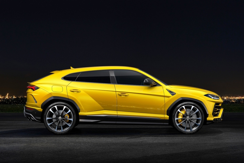 Lamborghini Urus je najrýchlejšie SUV dneška! 300 km/h nie je problém!