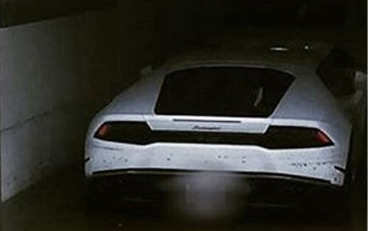 Povodne vs. Lamborghini Huracan