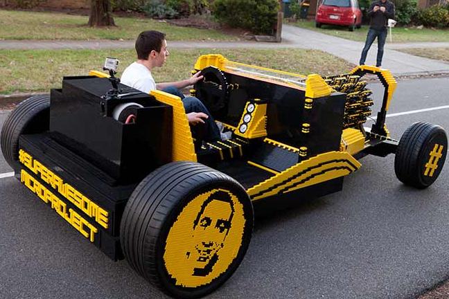 Lego auto poháňané vzduchom?