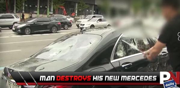 Príbeh o mužovi, ktorému praskli nervy a nevydržal pretrvávajúce technické problémy svojho Mercedesu, obletel internet