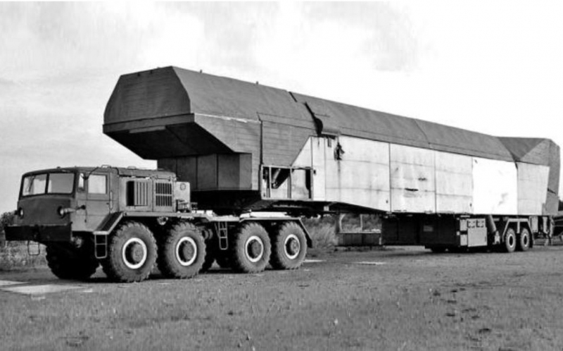 MAZ-537 Pamir 630D mobilná jadrová elektráreň