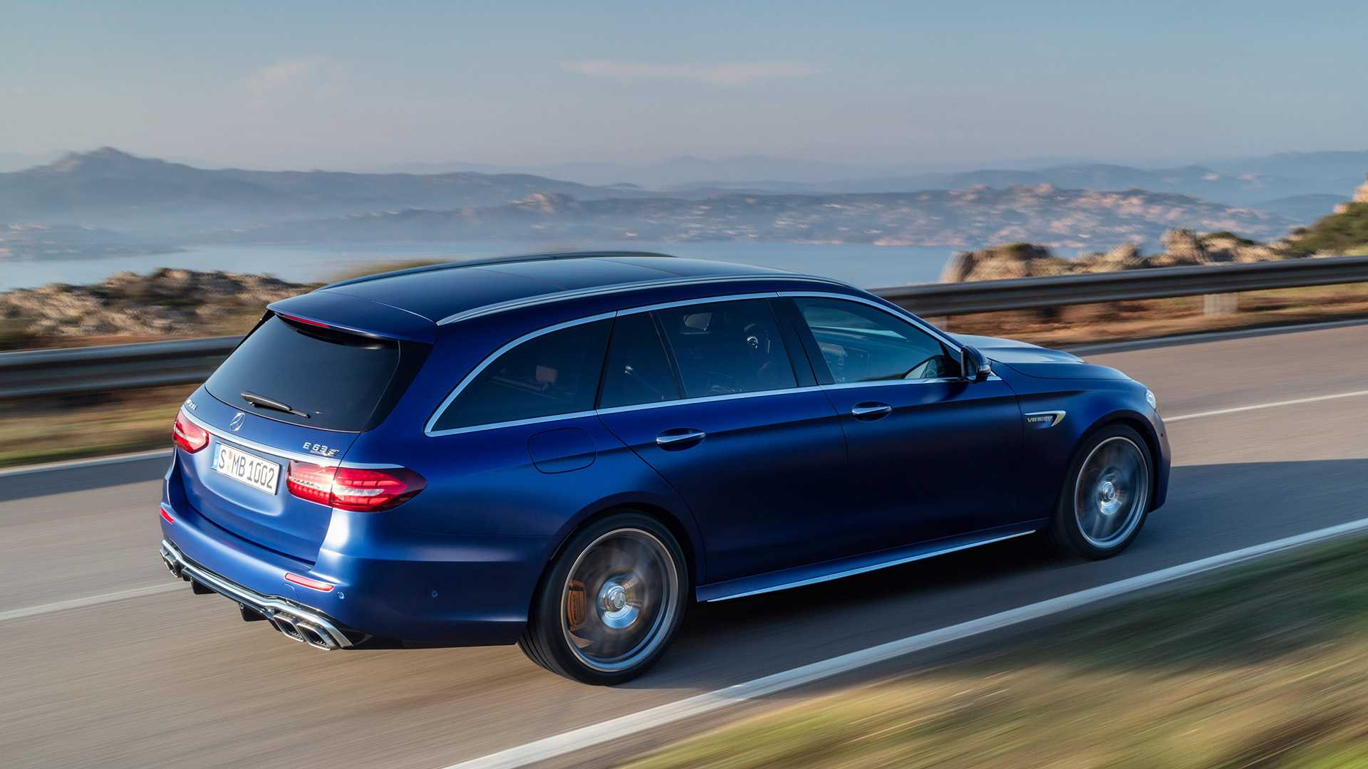 Po bežných verziách prichádza modernizácia aj pre Mercedes-AMG E63 S